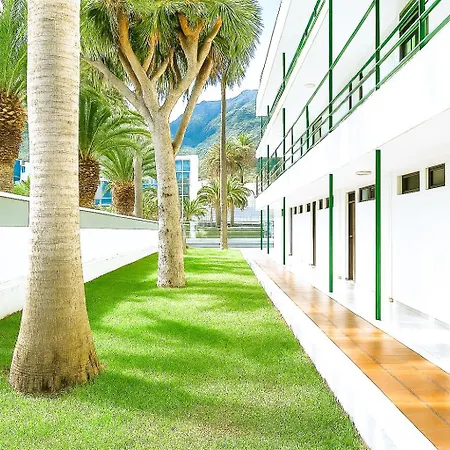 Columbus Playa 아파트